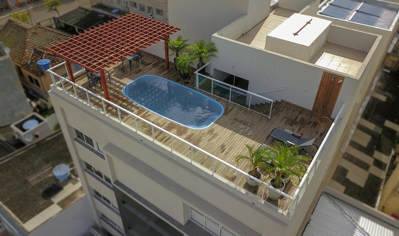 פלוטאס M Tower Hotel מראה חיצוני תמונה