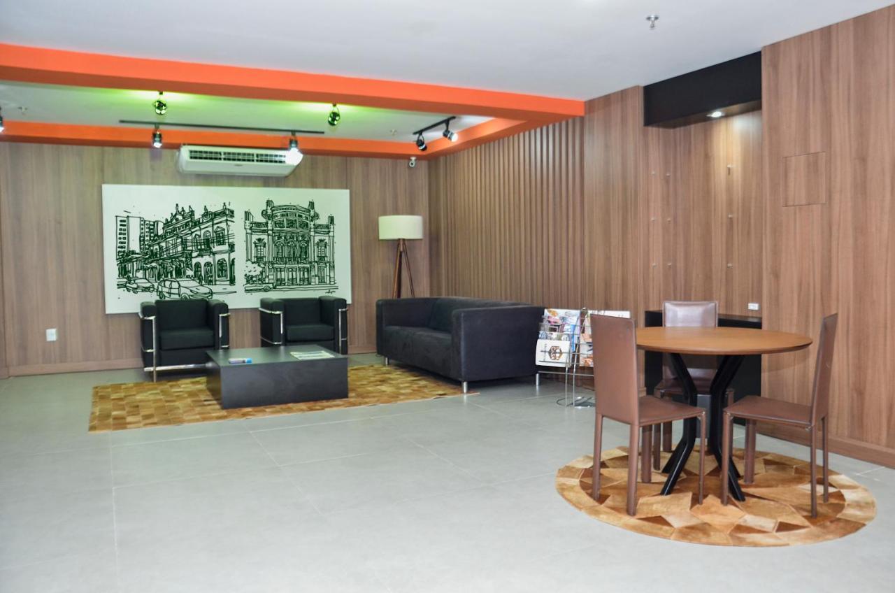 פלוטאס M Tower Hotel מראה חיצוני תמונה