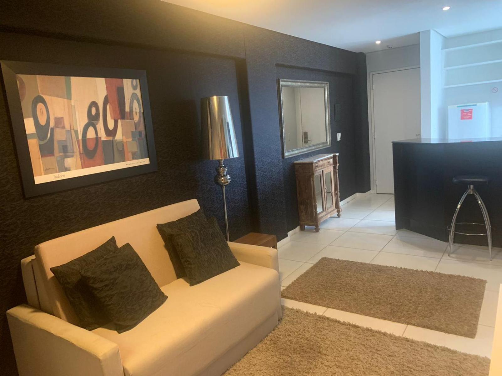 פלוטאס M Tower Hotel מראה חיצוני תמונה